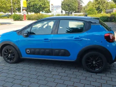 Gebraucht Citroën C3 Feel 83 PS (61 kW) 2017 Blau Limousine