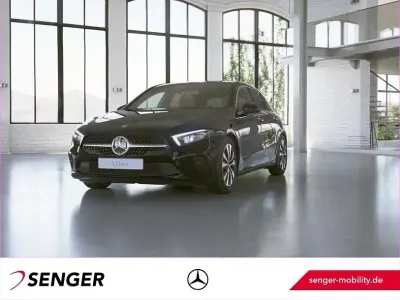 Gebraucht Mercedes A200 Business 150 PS (110 kW) 2022 Schwarz Limousine