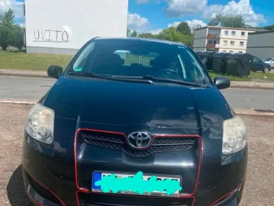Gebraucht Toyota Auris 97 PS (71 kW) 2009 Schwarz Kleinwagen