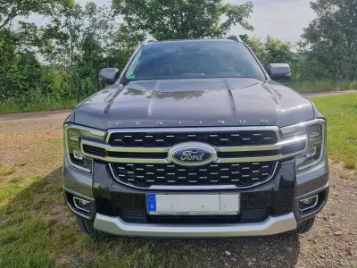 Gebraucht Ford Ranger Platinum 241 PS (177 kW) 2023 Grau Pickup
