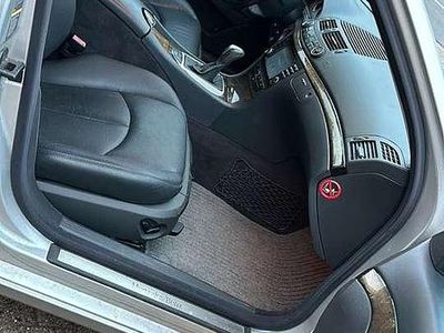 Mercedes E240