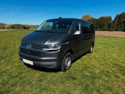 Usata VW Multivan Generation Six 150 CV (110 kW) 2022 Grigio Monovolume