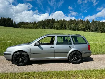 Gebraucht VW Golf IV 101 PS (74 kW) 2002 Kombi