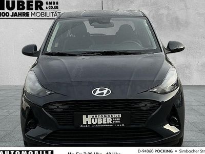 Schwarz metallic Gebraucht 2024 Hyundai i10 Select Kleinwagen | 14.890 € (Fairer Preis)