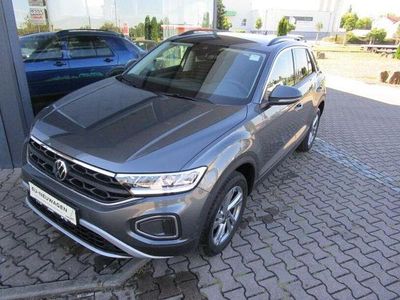 Nouă VW T-Roc Life 150 CP (110 kW) 2025 Gri SUV