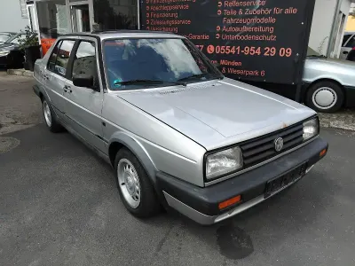 Gebraucht VW Jetta 90 PS (66 kW) 1991 Silber Limousine