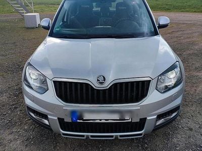 Gebraucht Skoda Yeti 140 PS (102 kW) 2014 Silber SUV