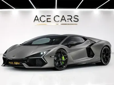 Nouă Lamborghini Revuelto 2026 Gri Coupe