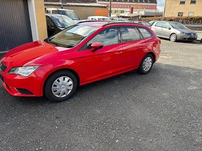 Gebraucht Seat Leon ST Reference 110 PS (80 kW) 2017 Rot Kombi