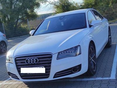 Weiß Gebraucht 2011 Audi A8 Limousine | 22.500 €