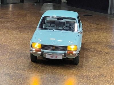 Blau Gebraucht 1969 Peugeot 504 Limousine | 22.900 €