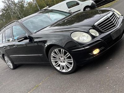 Mercedes E280