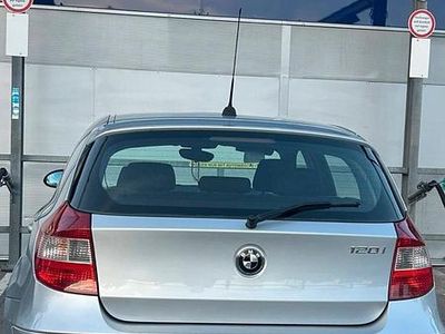 Gebraucht BMW 120 150 PS (110 kW) 2006 Silber Kleinwagen