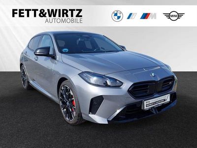 Gebraucht BMW M135 Performance 300 PS (220 kW) 2024 Skyscraper grau Kleinwagen