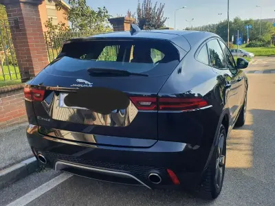 Gebraucht Jaguar E-Pace R-Dynamic 150 PS (110 kW) 2018 Schwarz SUV
