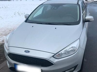 Gebraucht Ford Focus 105 PS (77 kW) 2015 Silber Kombi