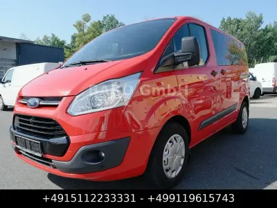 Gebraucht Ford Transit Custom Trend 170 PS (125 kW) 2017 Rot Van