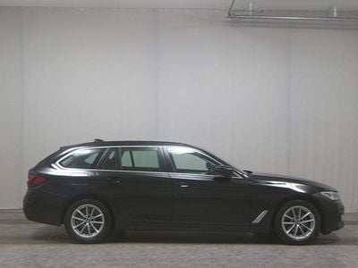 Second-hand BMW 520 Sport Line 184 CP (135 kW) 2021 Negru Break