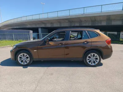 Gebraucht BMW X1 218 PS (160 kW) 2010 Braun SUV