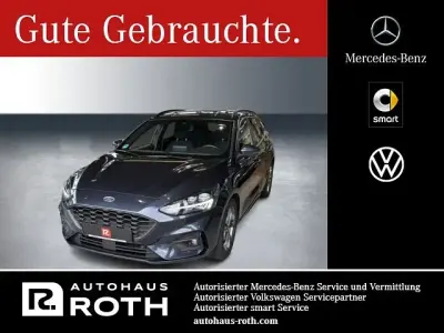 Gebraucht Ford Focus ST-Line 155 PS (114 kW) 2020 Blau Limousine