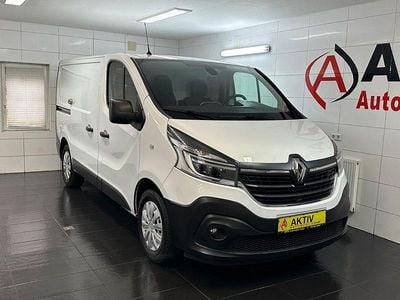 Weiß Gebraucht 2020 Renault Trafic Komfort Van / Kleinbus | 21.690 € (Guter Preis)