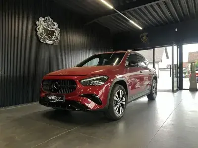 Gebraucht Mercedes GLA180 Progressive 150 PS (110 kW) 2024 Rot SUV