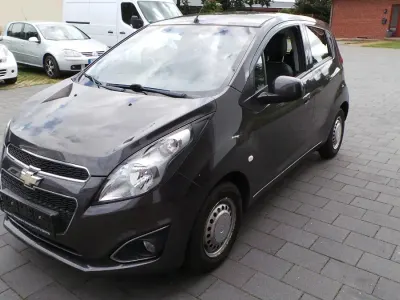 Gebraucht Chevrolet Spark 68 PS (50 kW) 2013 Schwarz Kleinwagen