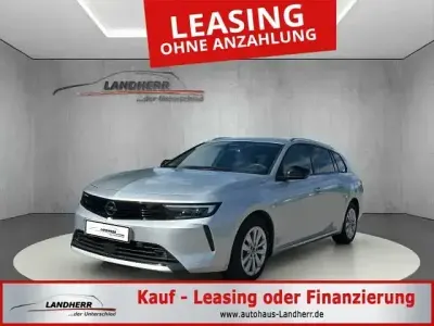 Gebraucht Opel Astra Elegance 131 PS (96 kW) 2024 Kristall silber Kleinwagen