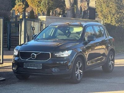 Gebraucht Volvo XC40 Momentum 190 PS (139 kW) 2018 Black stone SUV
