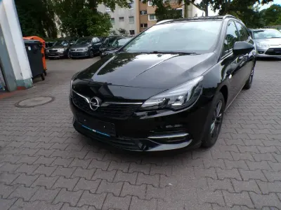 Gebraucht Opel Astra 131 PS (96 kW) 2020 Schwarz Kombi