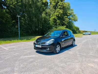 Gebraucht Renault Clio III 101 PS (74 kW) 2007 Schwarz Kleinwagen