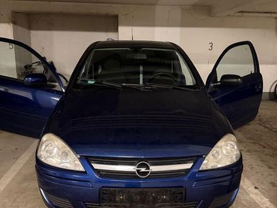 Second-hand Opel Corsa 80 CP (58 kW) 2005 Albastru Hatchback