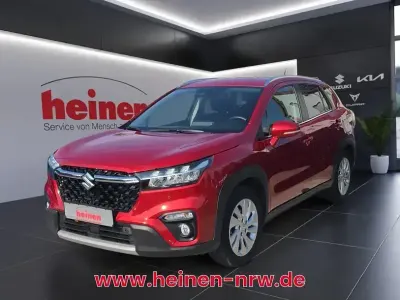 Gebraucht Suzuki SX4 S-Cross Comfort 129 PS (94 kW) 2023 Rot SUV