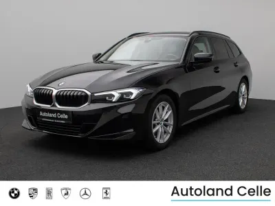 Gebraucht BMW 320 Sport Line 184 PS (135 kW) 2023 Schwarz 2668schwarz Limousine