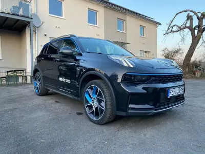 Second-hand Lynk & Co 01 261 CP (191 kW) 2021 Negru SUV