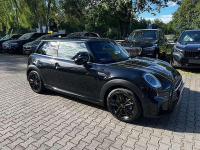 Gebraucht Mini Cooper 136 PS (100 kW) 2023 Schwarz Kleinwagen