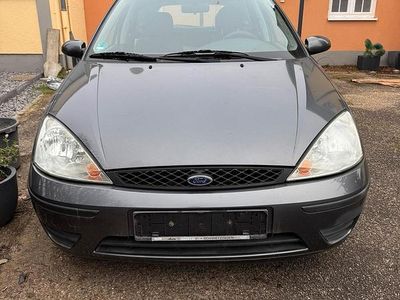Usata Ford Focus 100 CV (73 kW) 2003 Grigio Berlina