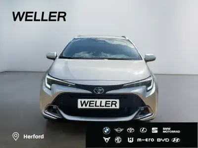 Gebraucht Toyota Corolla Team 140 PS (102 kW) 2025 Silber Kombi