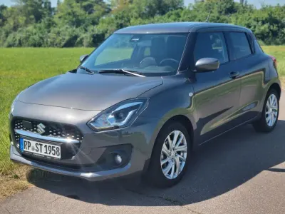 Gebraucht Suzuki Swift Comfort 83 PS (61 kW) 2023 Grau Kleinwagen