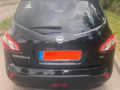 Nissan Qashqai +2