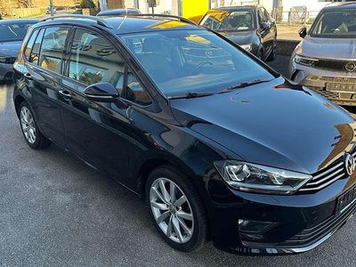 Gebraucht VW Golf Sportsvan Comfortline 125 PS (91 kW) 2017 Deep black perleffekt Van / Kleinbus