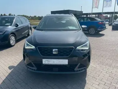 Gebraucht Seat Arona FR 110 PS (80 kW) 2022 Mitternachtsschwarz SUV
