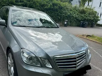 Gebraucht Mercedes E200 Elegance 136 PS (100 kW) 2013 Grau Limousine