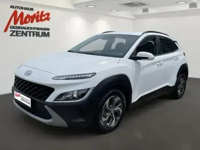 Gebraucht Hyundai Kona Edition 30 141 PS (103 kW) 2022 Atlas white / sol SUV