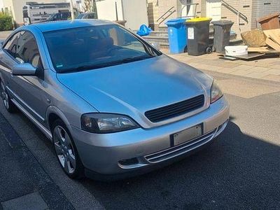 Second-hand Opel Astra Sport 147 CP (108 kW) 2001 Gri Coupe