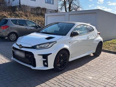 Gebraucht Toyota Yaris 261 PS (191 kW) 2021 Weiß Kleinwagen