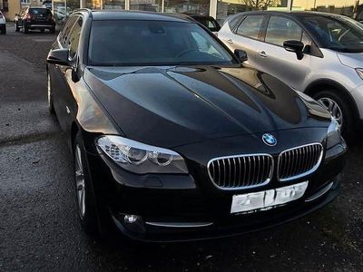 Schwarz Gebraucht 2012 BMW 520 Kombi | 8.700 € (Fairer Preis)