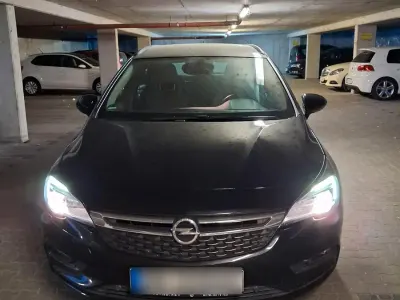 Gebraucht Opel Astra 110 PS (80 kW) 2018 Schwarz Kombi