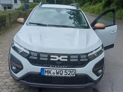 Gebraucht Dacia Sandero Extreme 101 PS (74 kW) 2024 Weiß Limousine