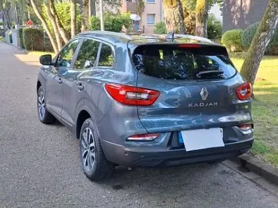 Gebraucht Renault Kadjar Life 140 PS (102 kW) 2020 Grau SUV